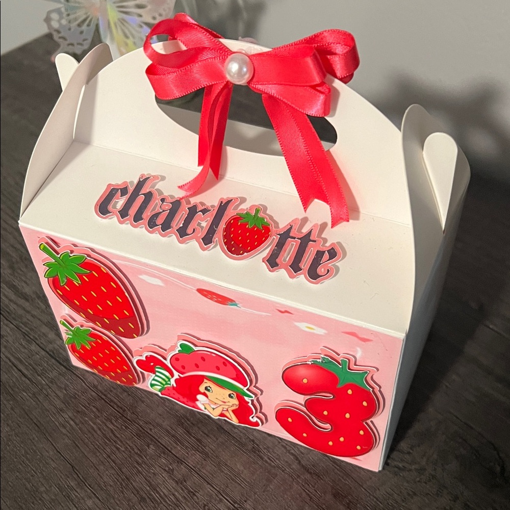 Strawberry-Themed Kids Party Favor Box - Picture 5 of 5